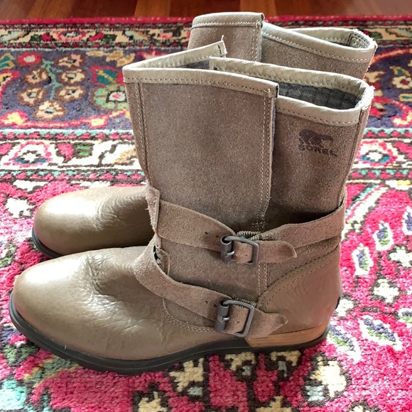 Sorel Shoes - Sorel Major Moto foldover boots. Size 8.5.